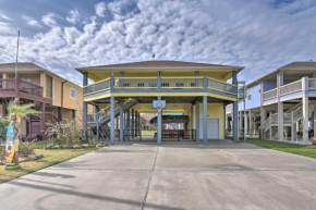 Beach House with Tiki Bar Less Than half Mile to Crystal Beach